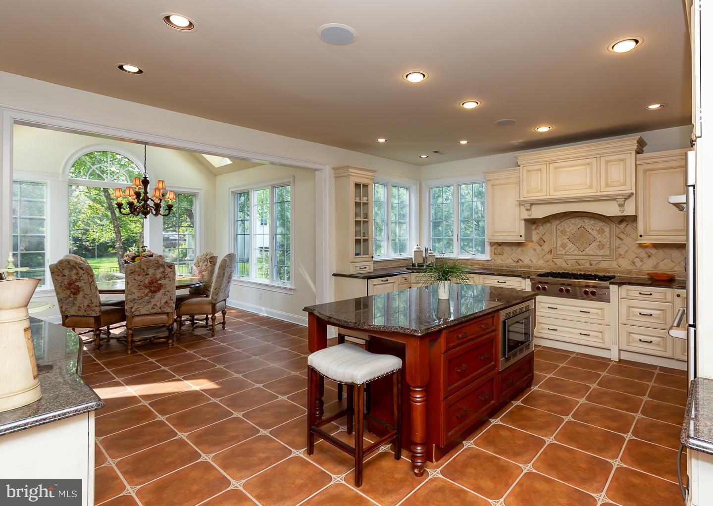 SPRINGHOUSE FARM - Residential