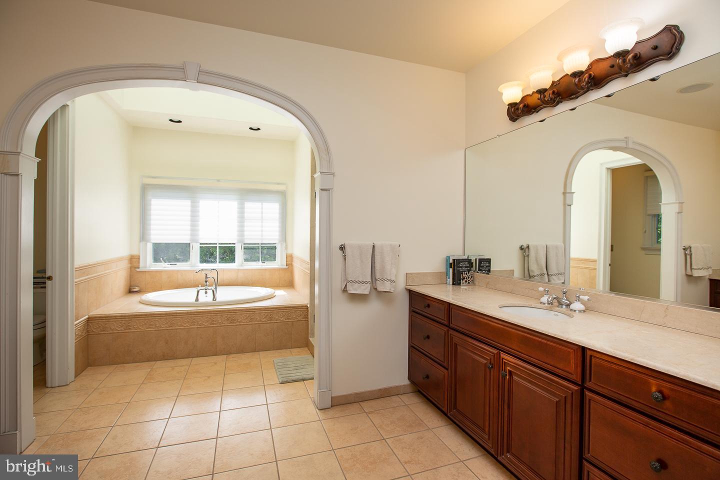 SPRINGHOUSE FARM - Residential