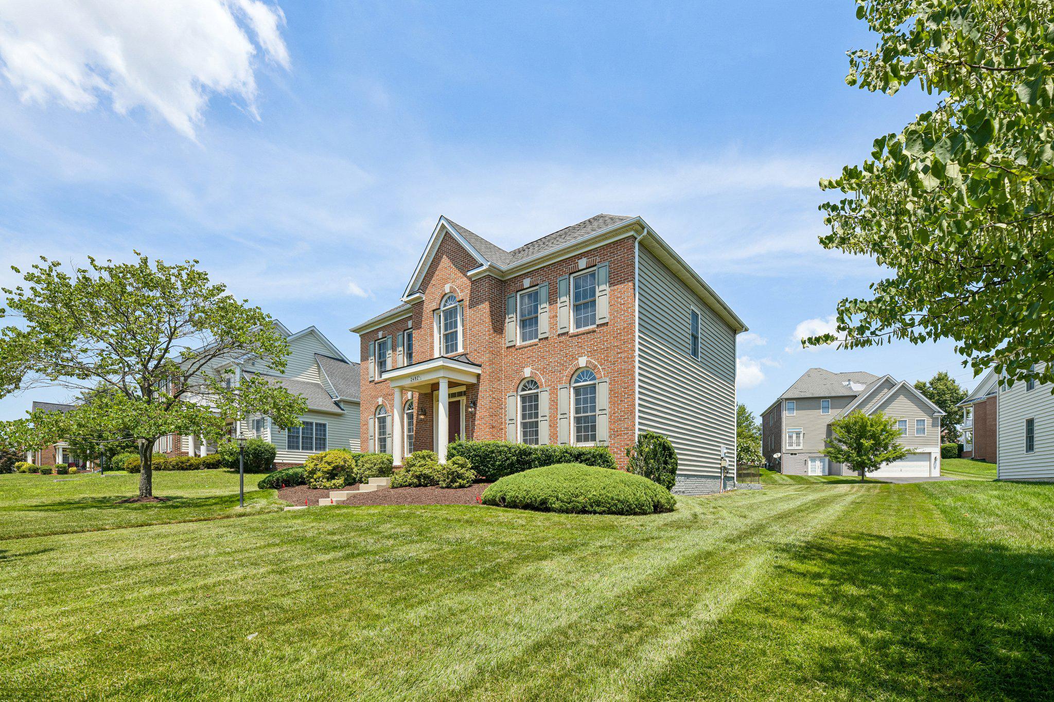 2492 TRANSOM PLACE