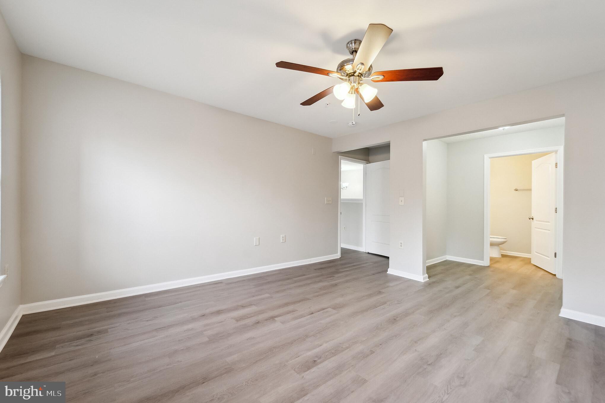 LARGO TOWN CENTER CONDOMINIUMS - Residential