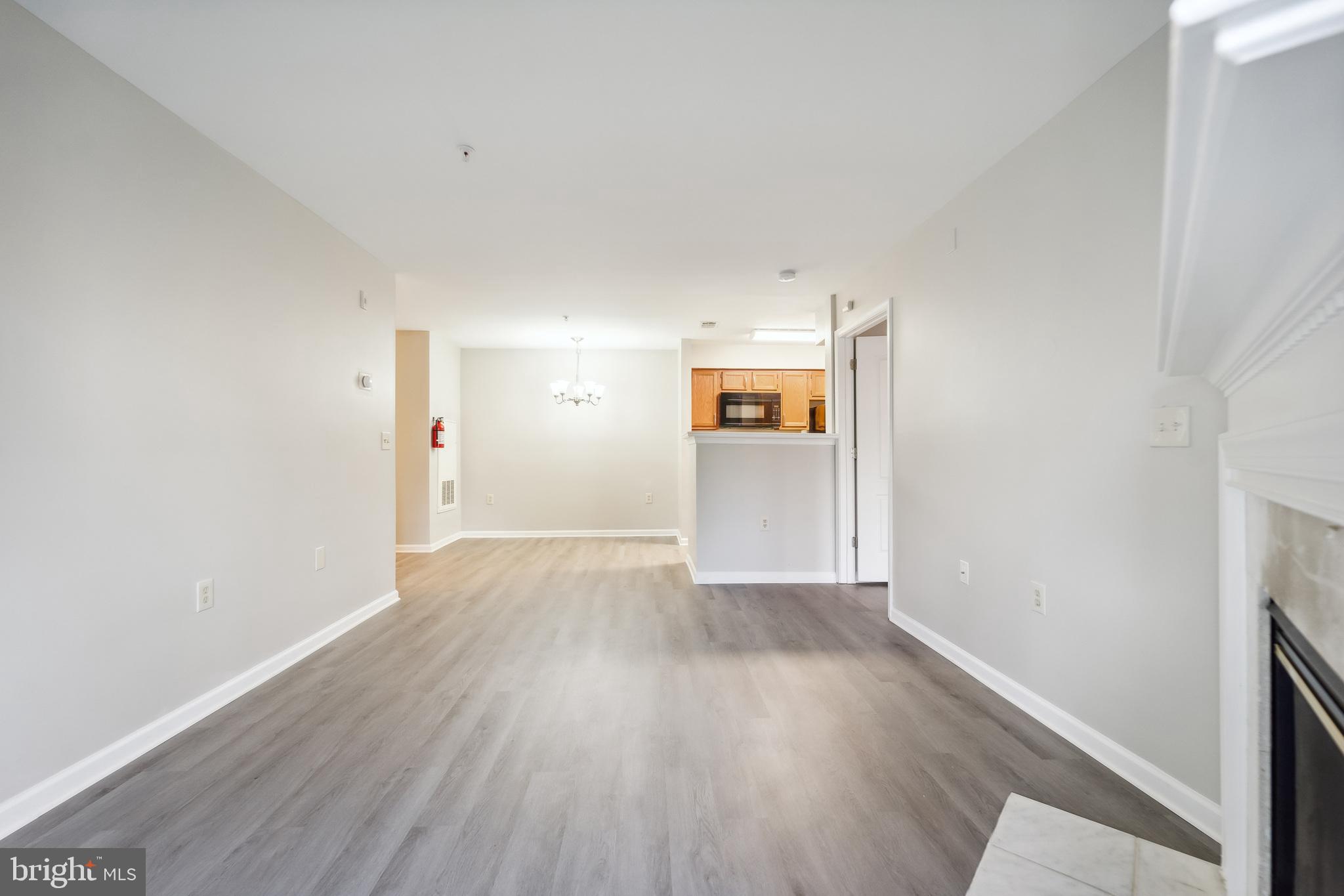 LARGO TOWN CENTER CONDOMINIUMS - Residential