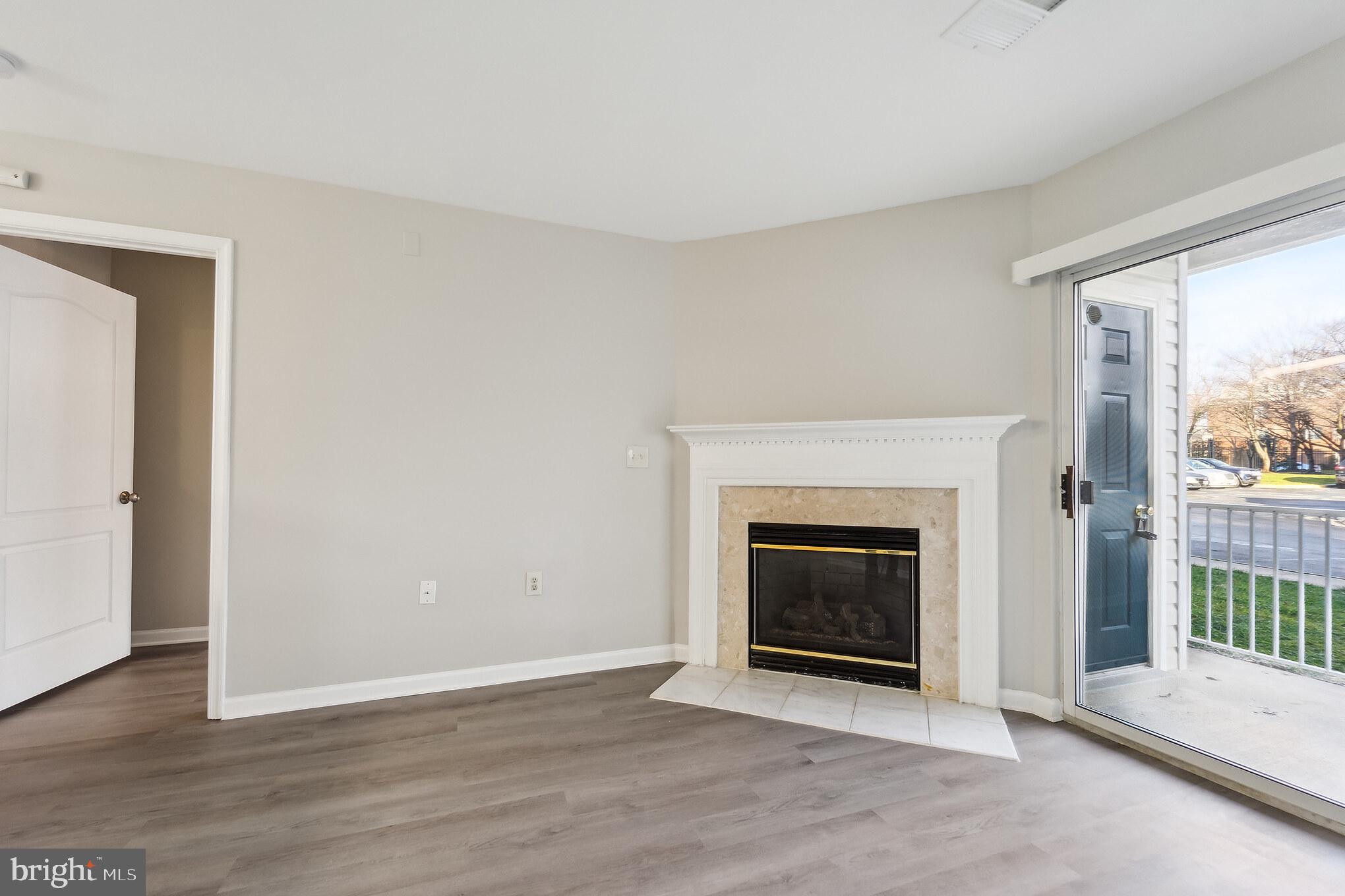 LARGO TOWN CENTER CONDOMINIUMS - Residential