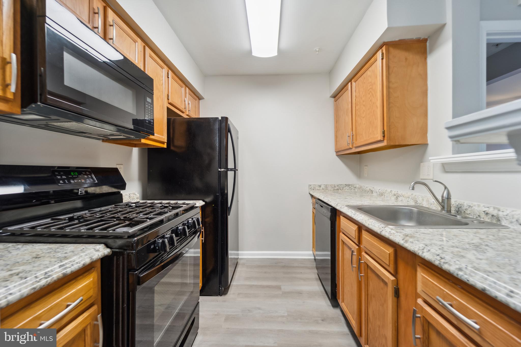 LARGO TOWN CENTER CONDOMINIUMS - Residential