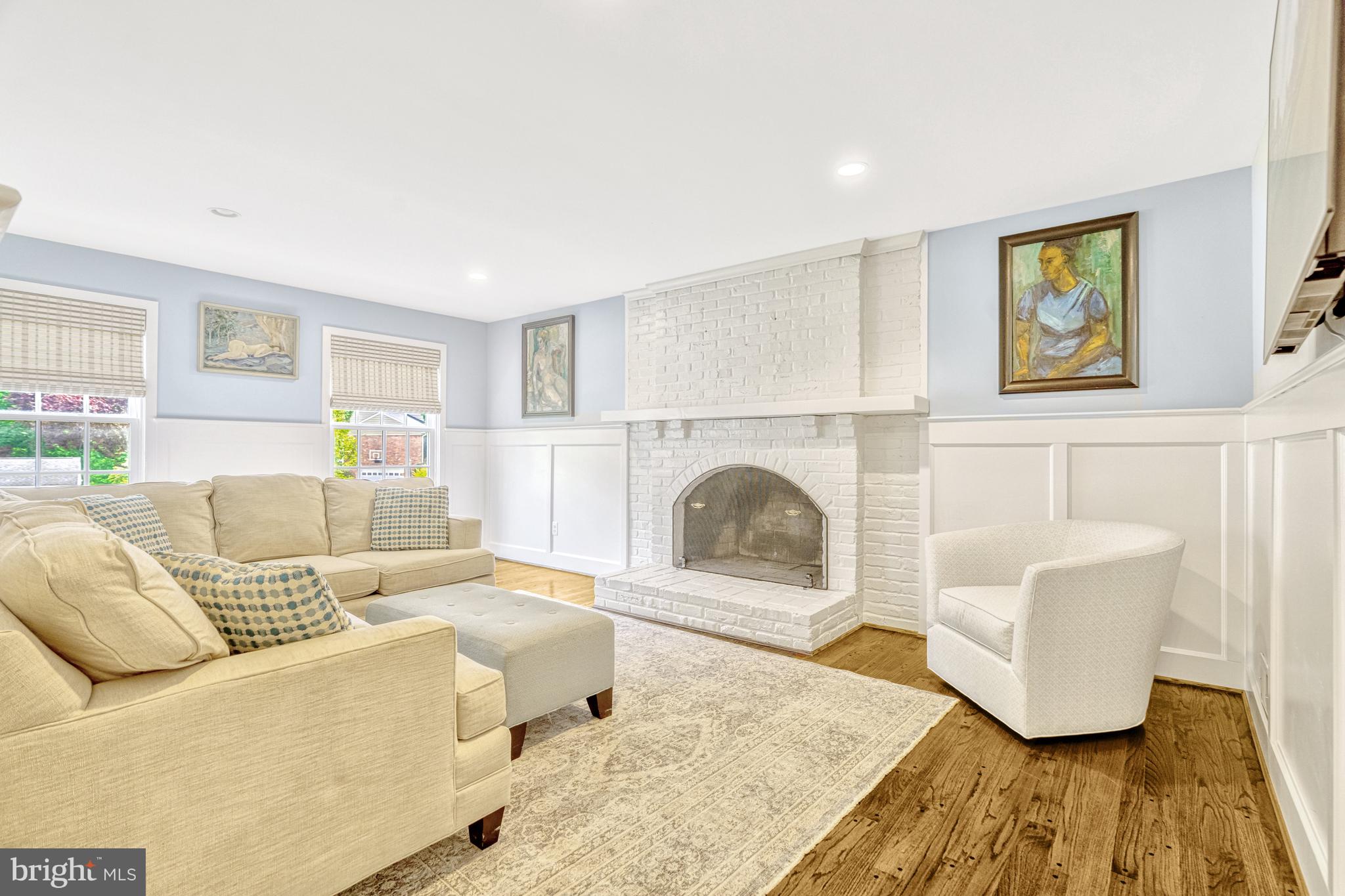 FOREST VILLA WOODS - Residential