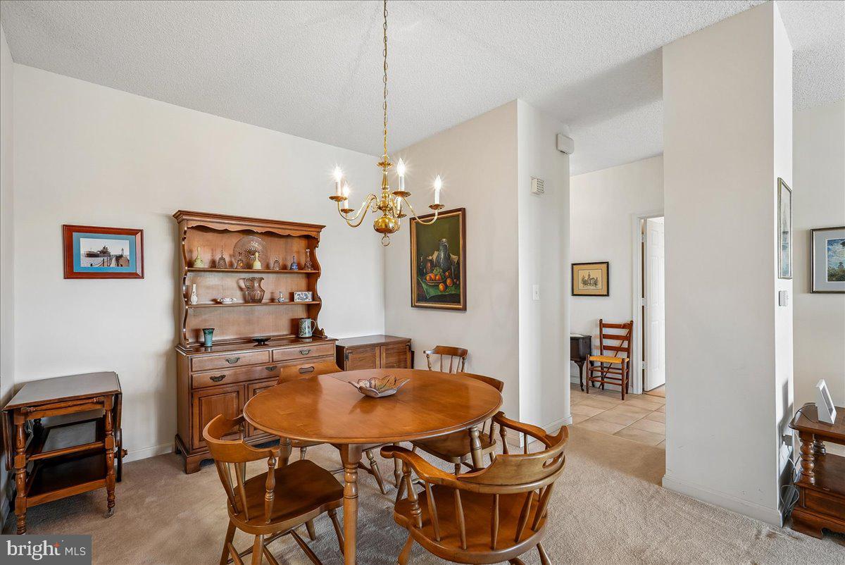 LANSDOWNE WOODS - Residential