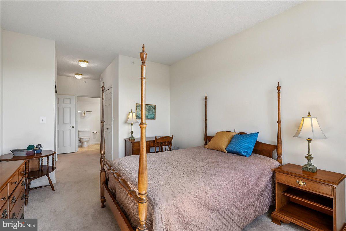 LANSDOWNE WOODS - Residential