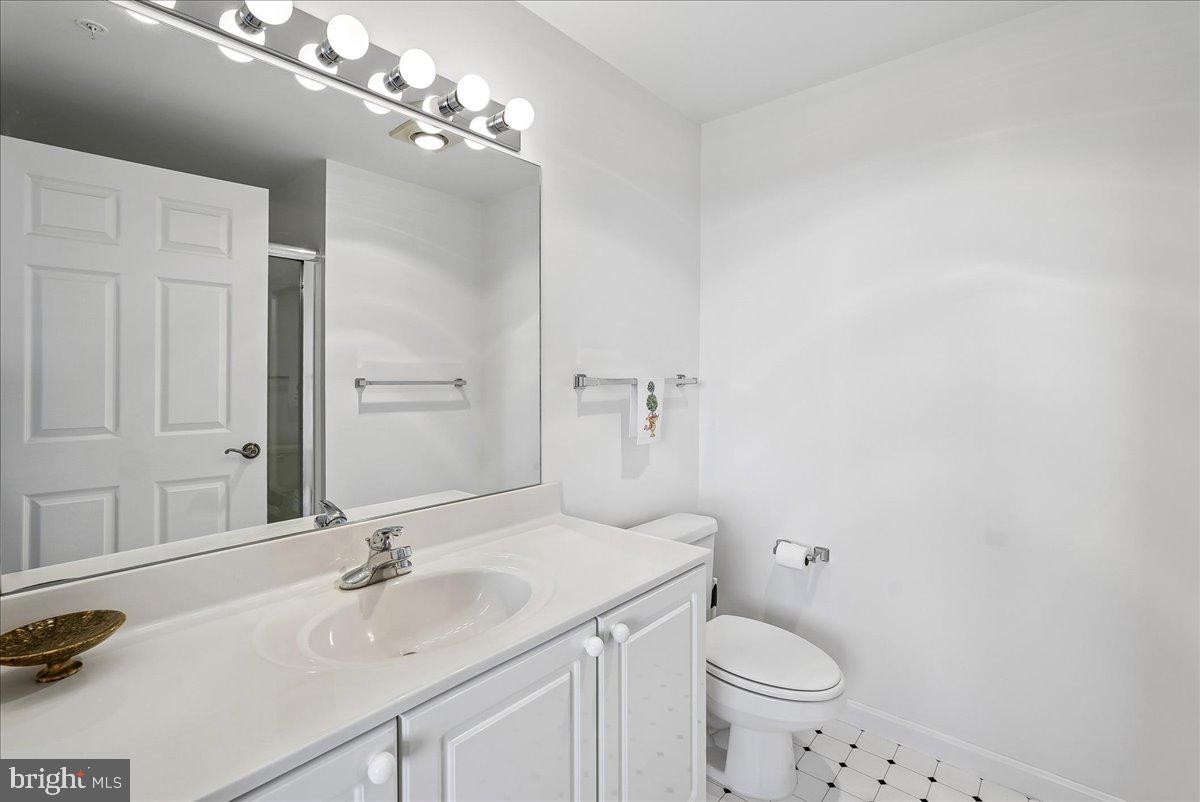 LANSDOWNE WOODS - Residential