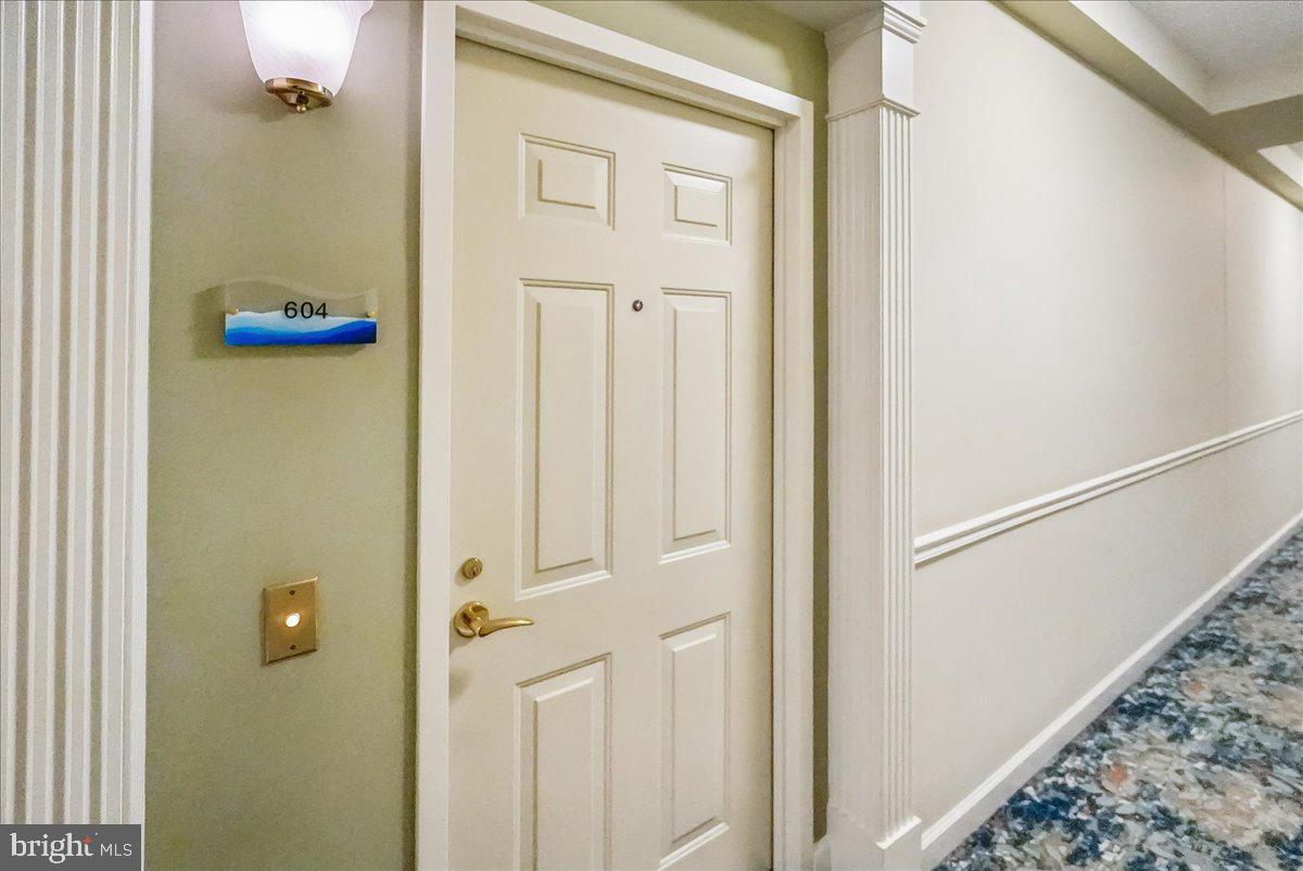 LANSDOWNE WOODS - Residential