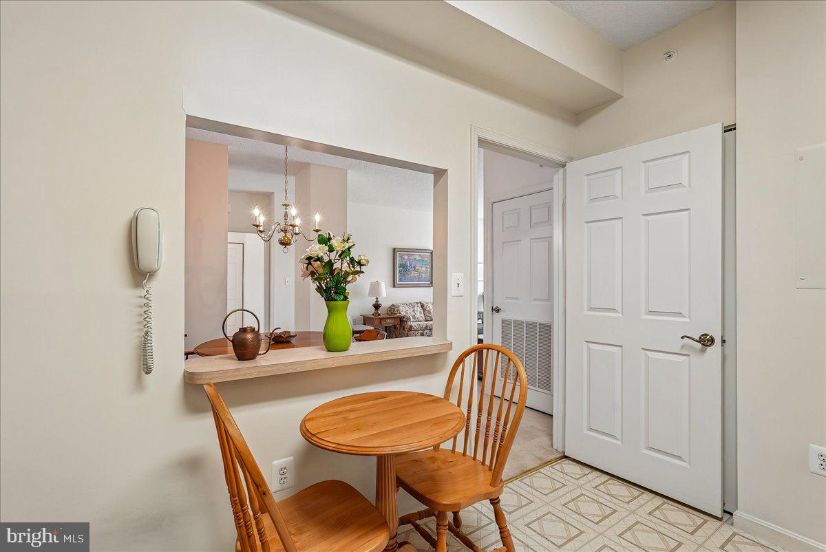 LANSDOWNE WOODS - Residential