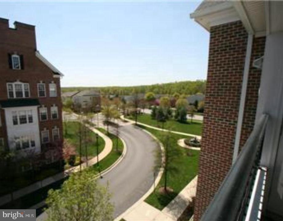 VILLAGE OF RIVER HILL - Residential Lease