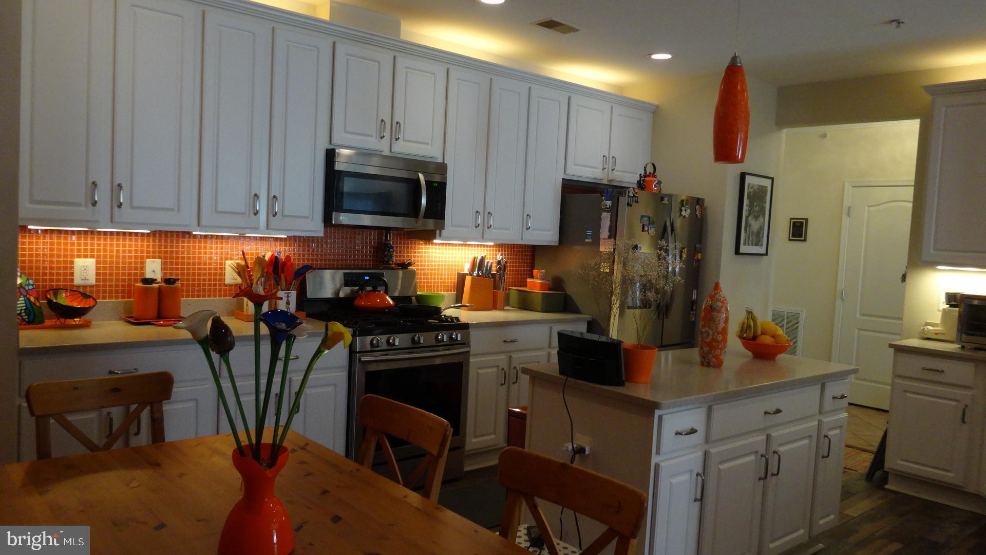 VILLAGE OF RIVER HILL - Residential Lease