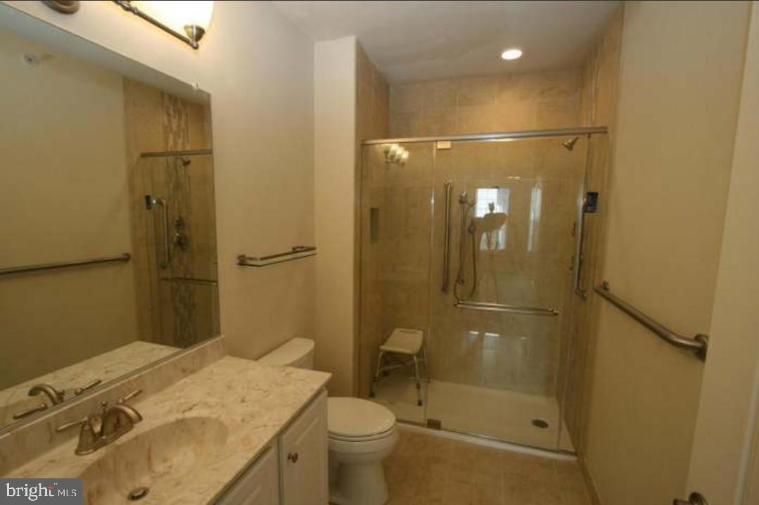 VILLAGE OF RIVER HILL - Residential Lease