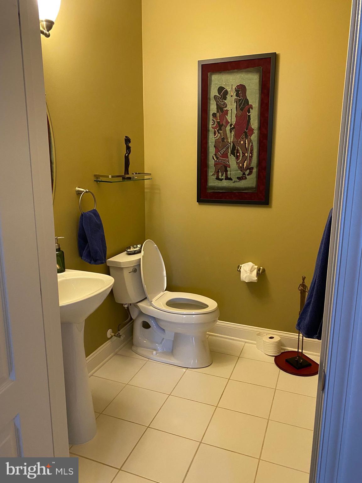 VILLAGE OF RIVER HILL - Residential Lease