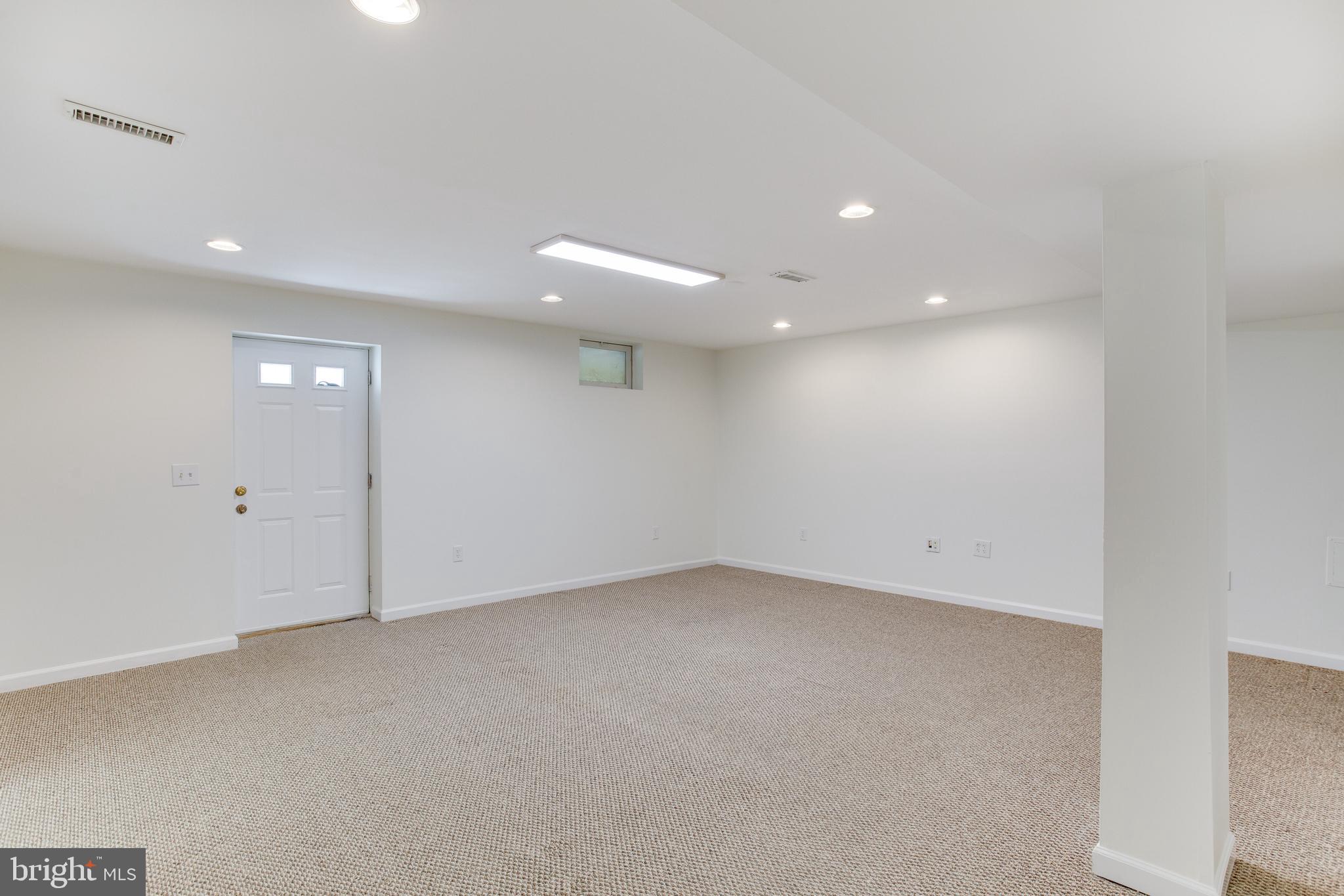 STAVORS ACRES - Residential