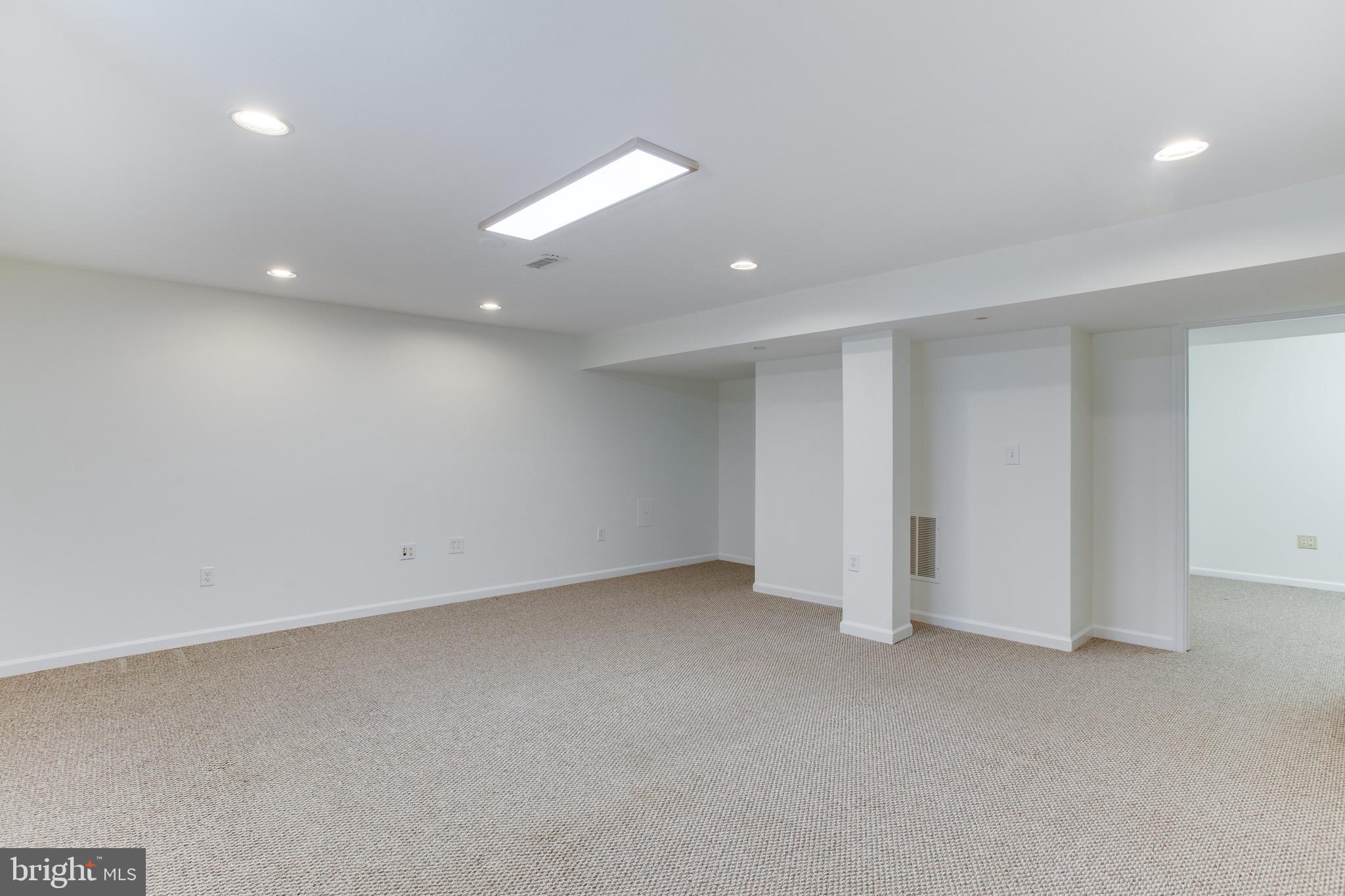 STAVORS ACRES - Residential