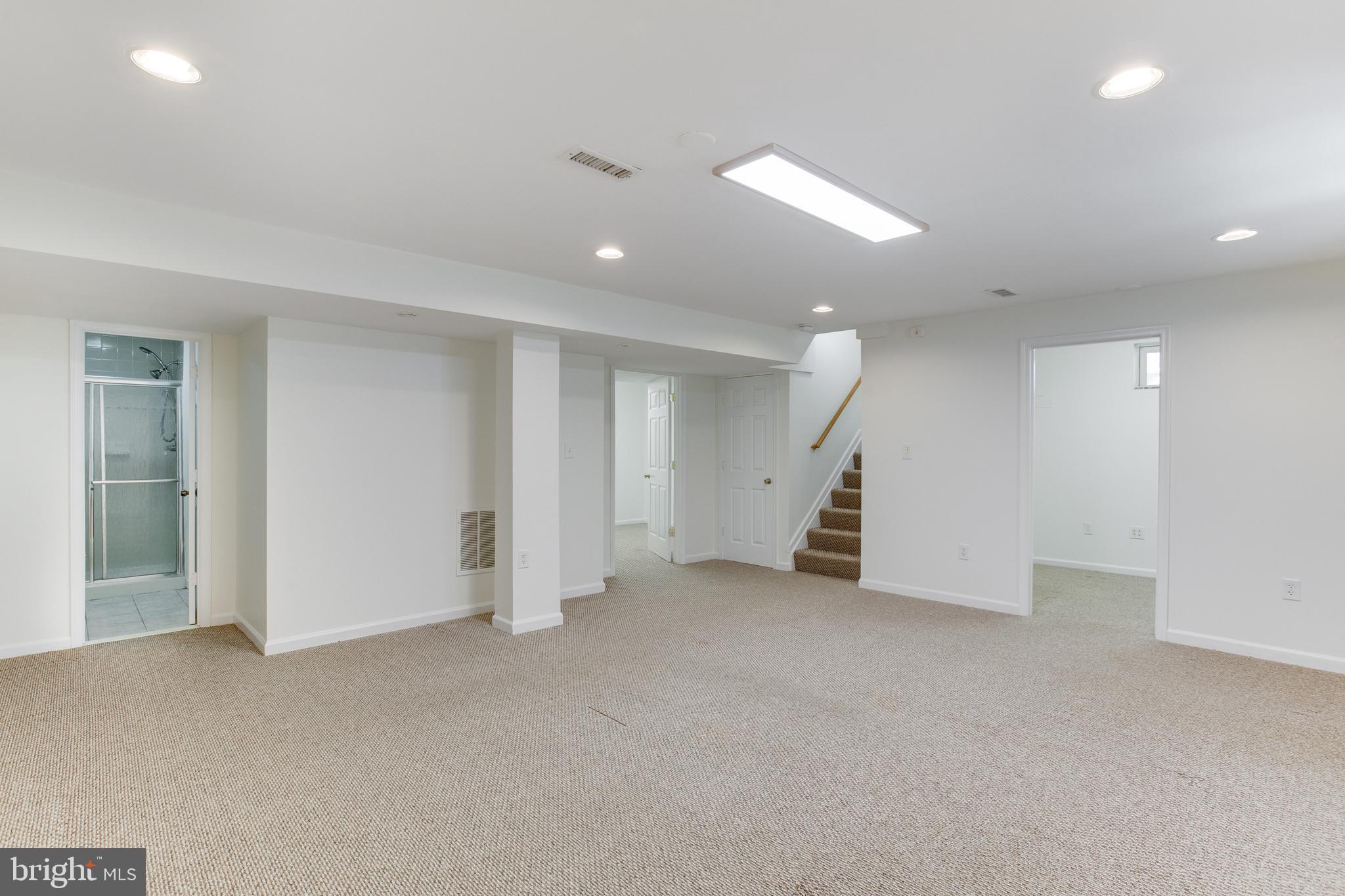 STAVORS ACRES - Residential