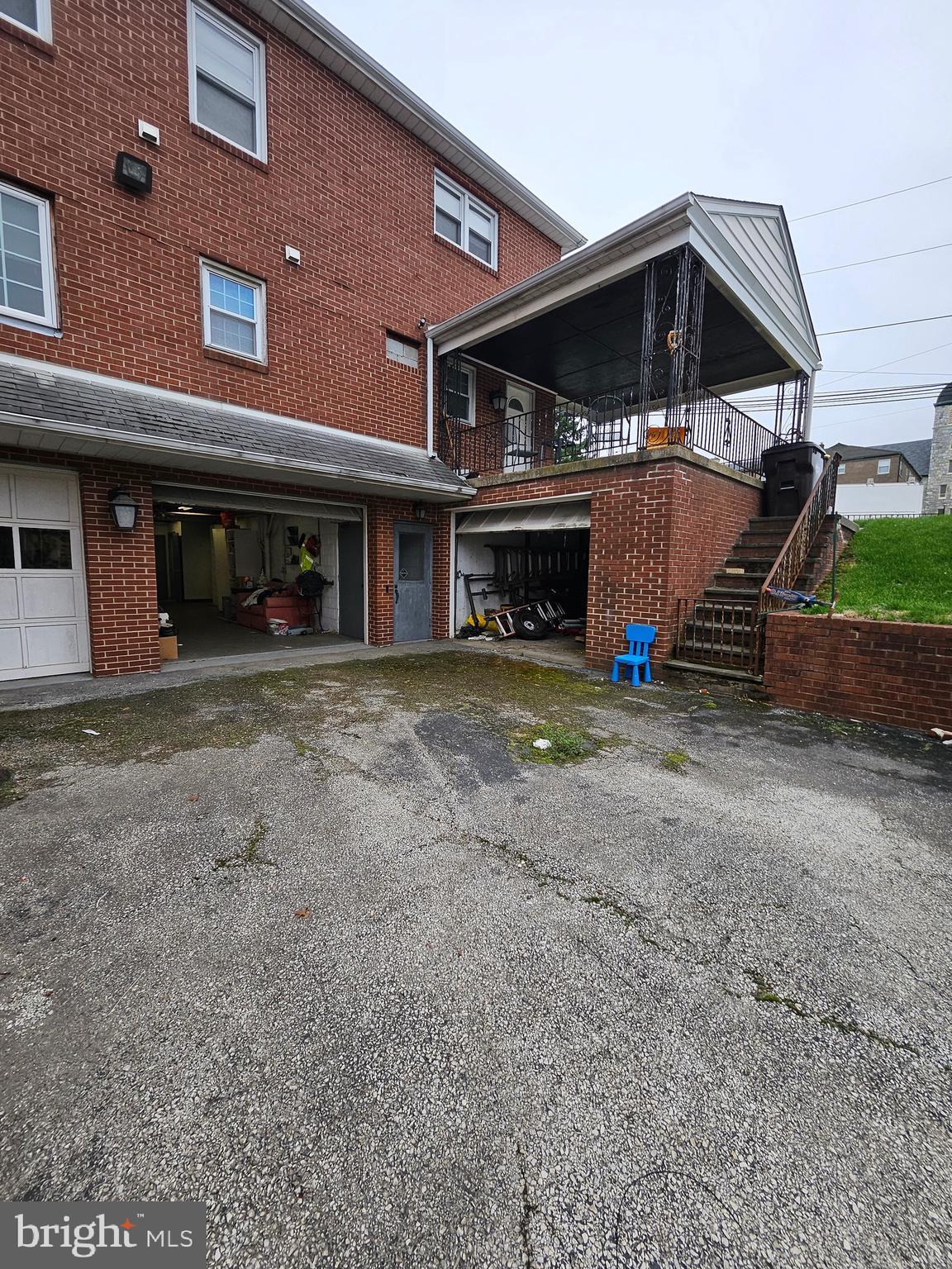 56 STEWART STREET GARAGES