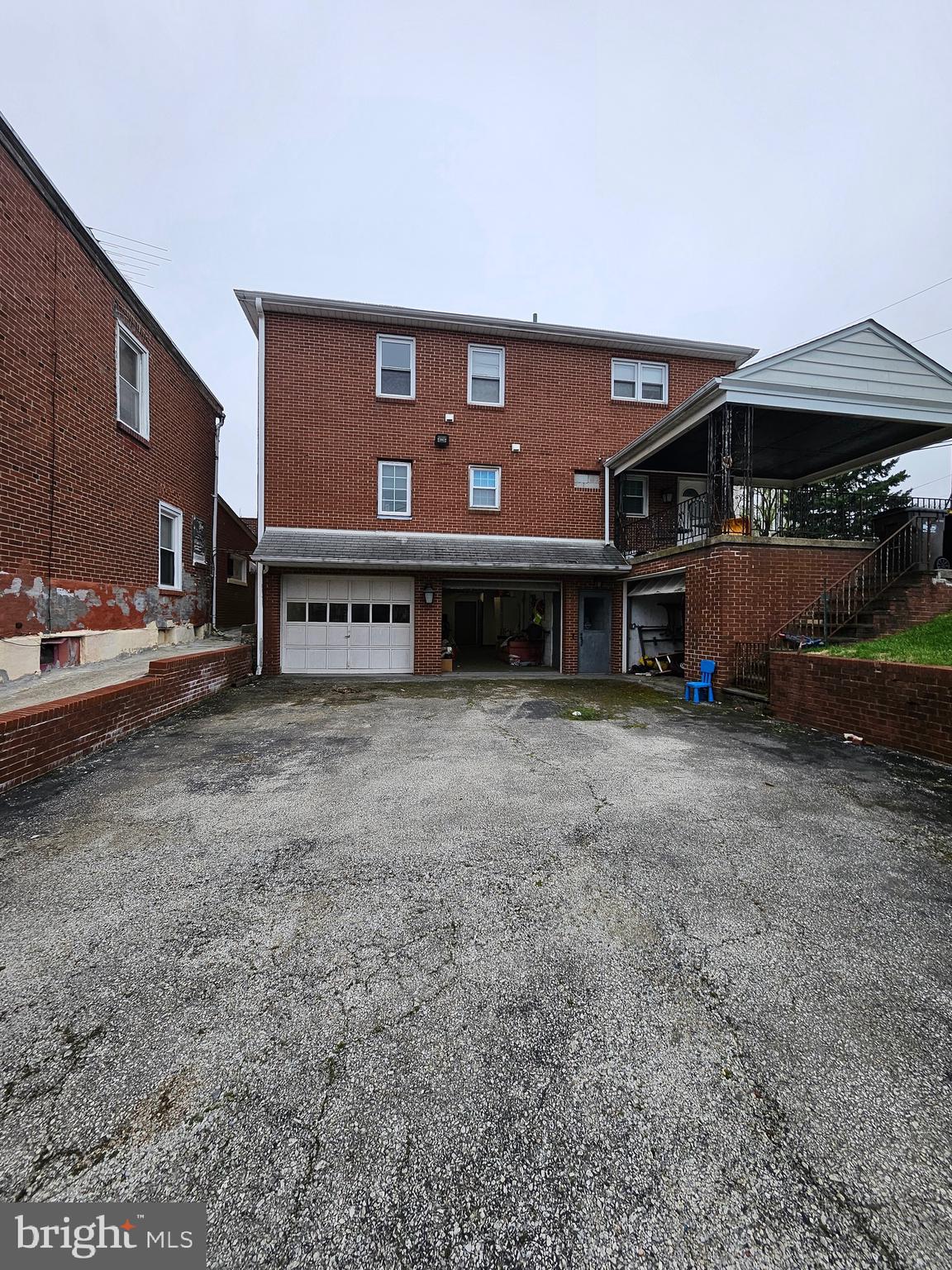 56 STEWART STREET GARAGES