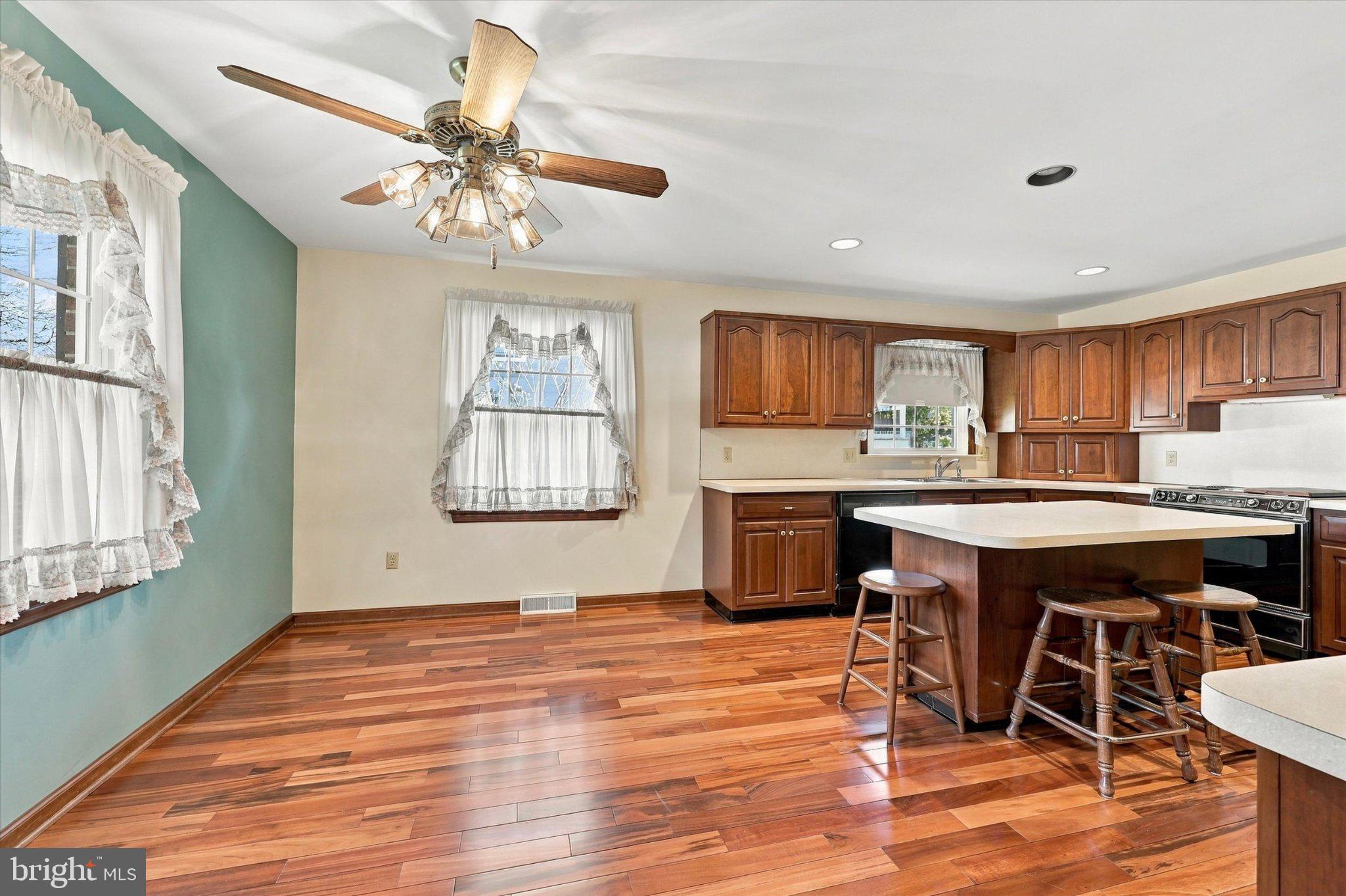 2212 LANCASHIRE DRIVE