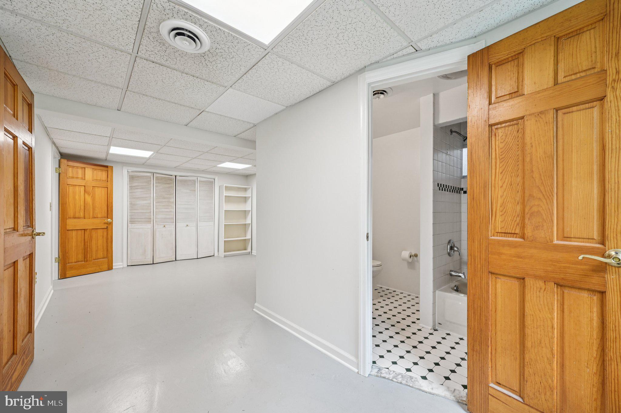 RAVENHURST - Residential