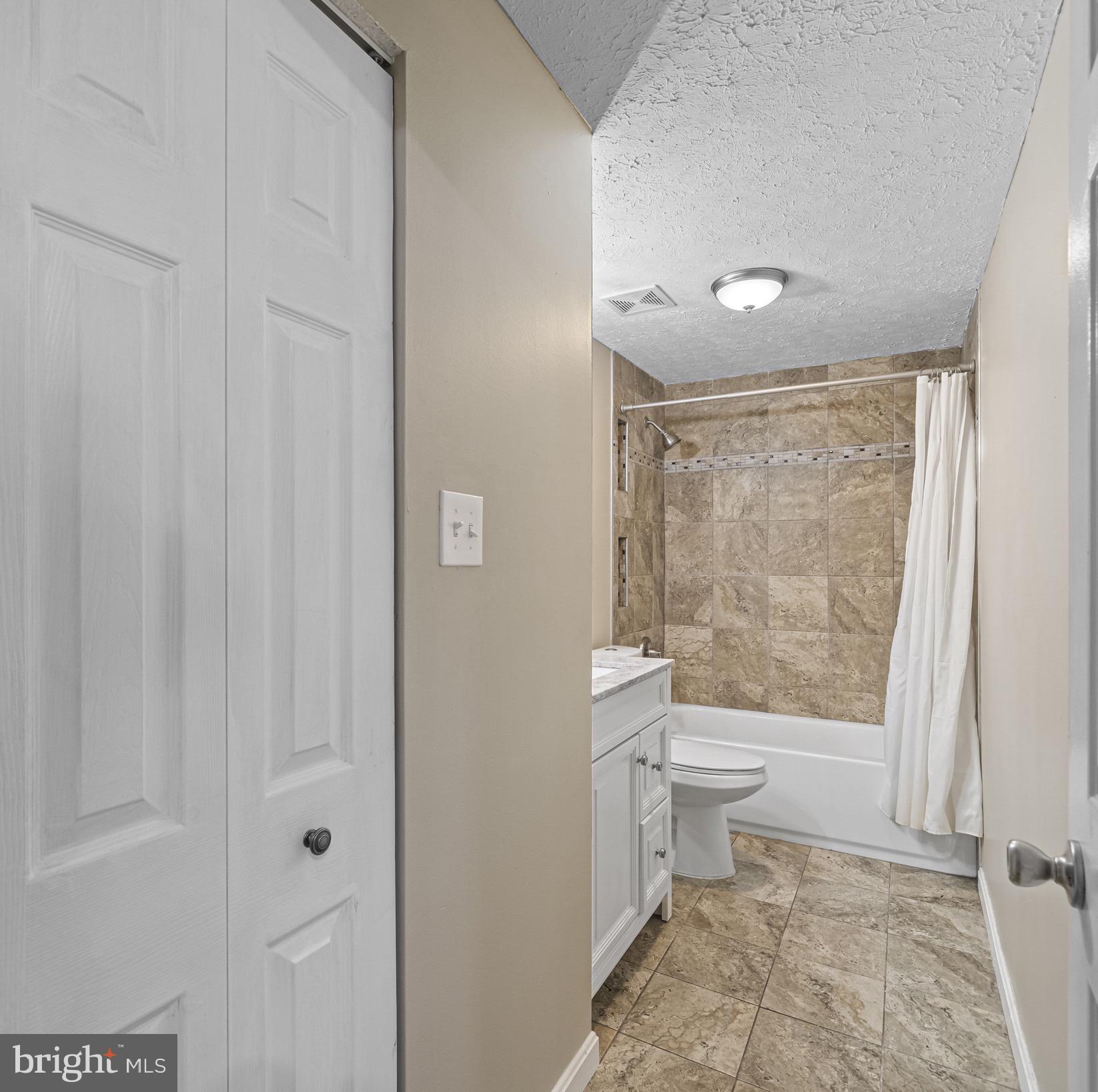 BLUE RIDGE FARMS - Residential