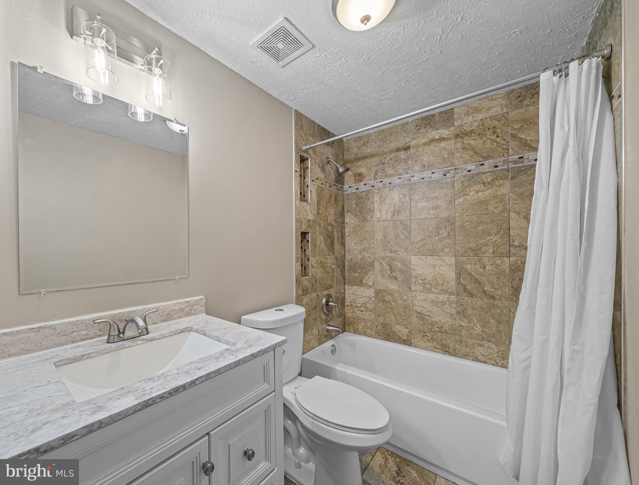 BLUE RIDGE FARMS - Residential