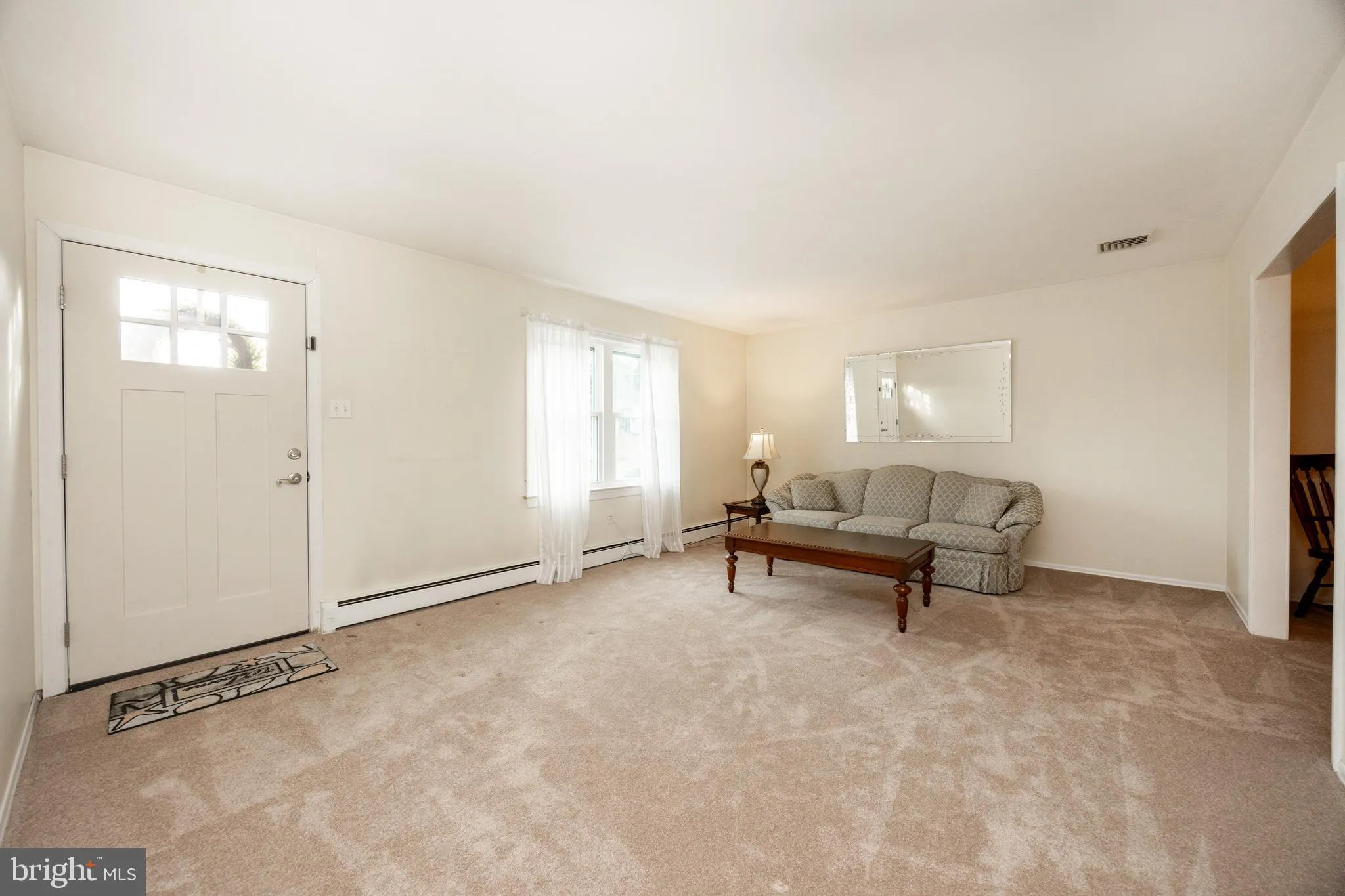 West Chester, Pennsylvania 19380, United States, 4 Bedrooms Bedrooms, ,2 BathroomsBathrooms,Residential,Pending,253168