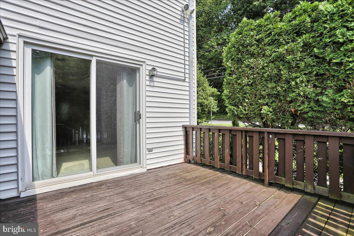 LIBERTY SQUARE - Residential