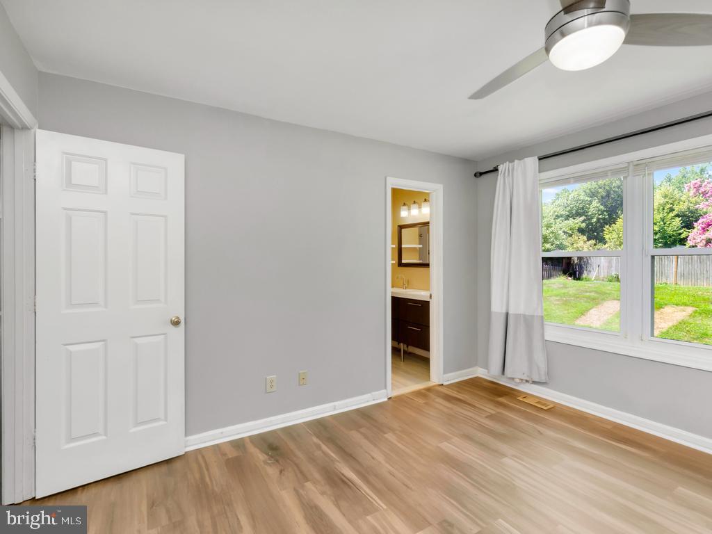 ELIZABETH PARK - Residential Lease