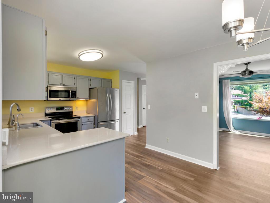 ELIZABETH PARK - Residential Lease