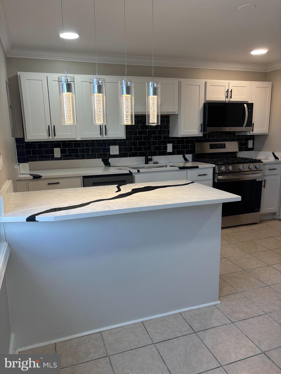 EASTWOOD HEIGHTS - Residential Lease