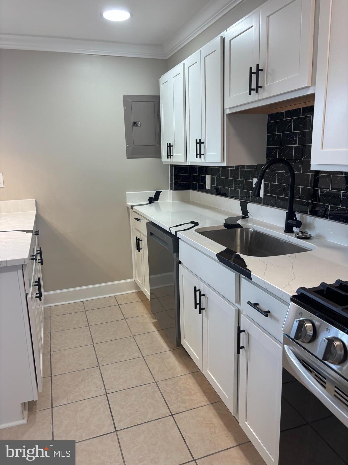 EASTWOOD HEIGHTS - Residential Lease