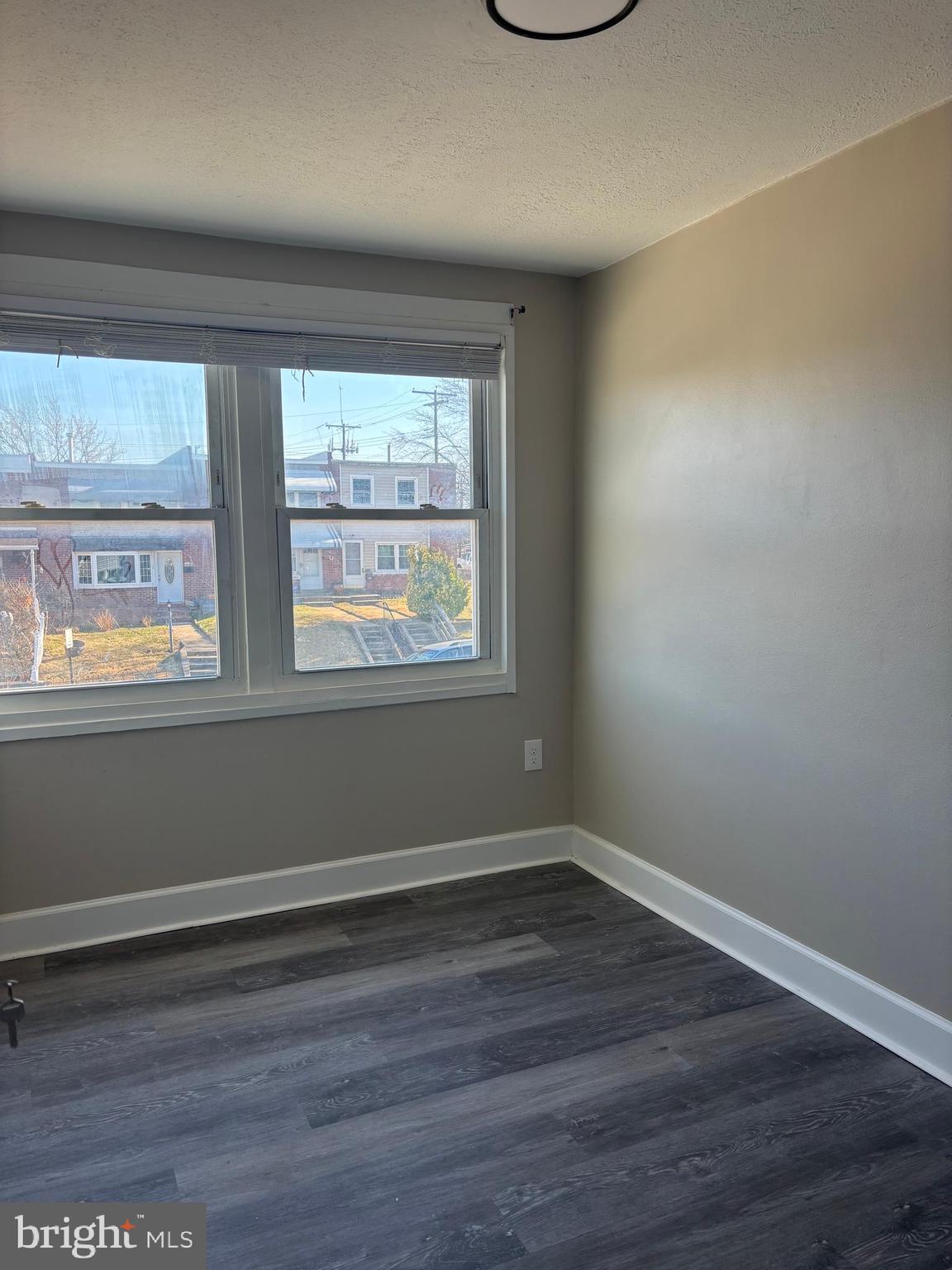 EASTWOOD HEIGHTS - Residential Lease