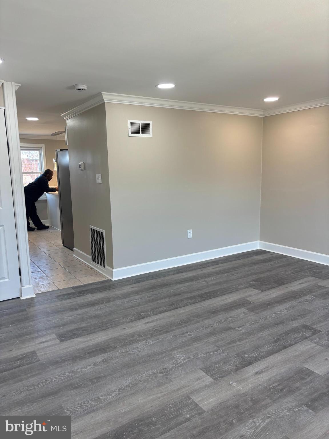 EASTWOOD HEIGHTS - Residential Lease