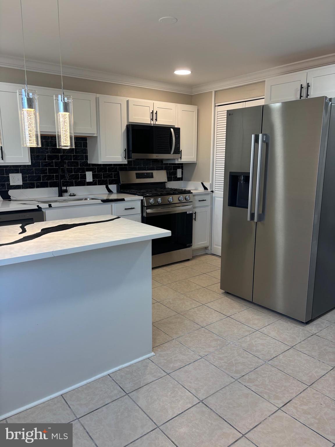 EASTWOOD HEIGHTS - Residential Lease