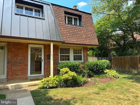 411 HAMPTON COURT 147 FALLS CHURCH VA 22046