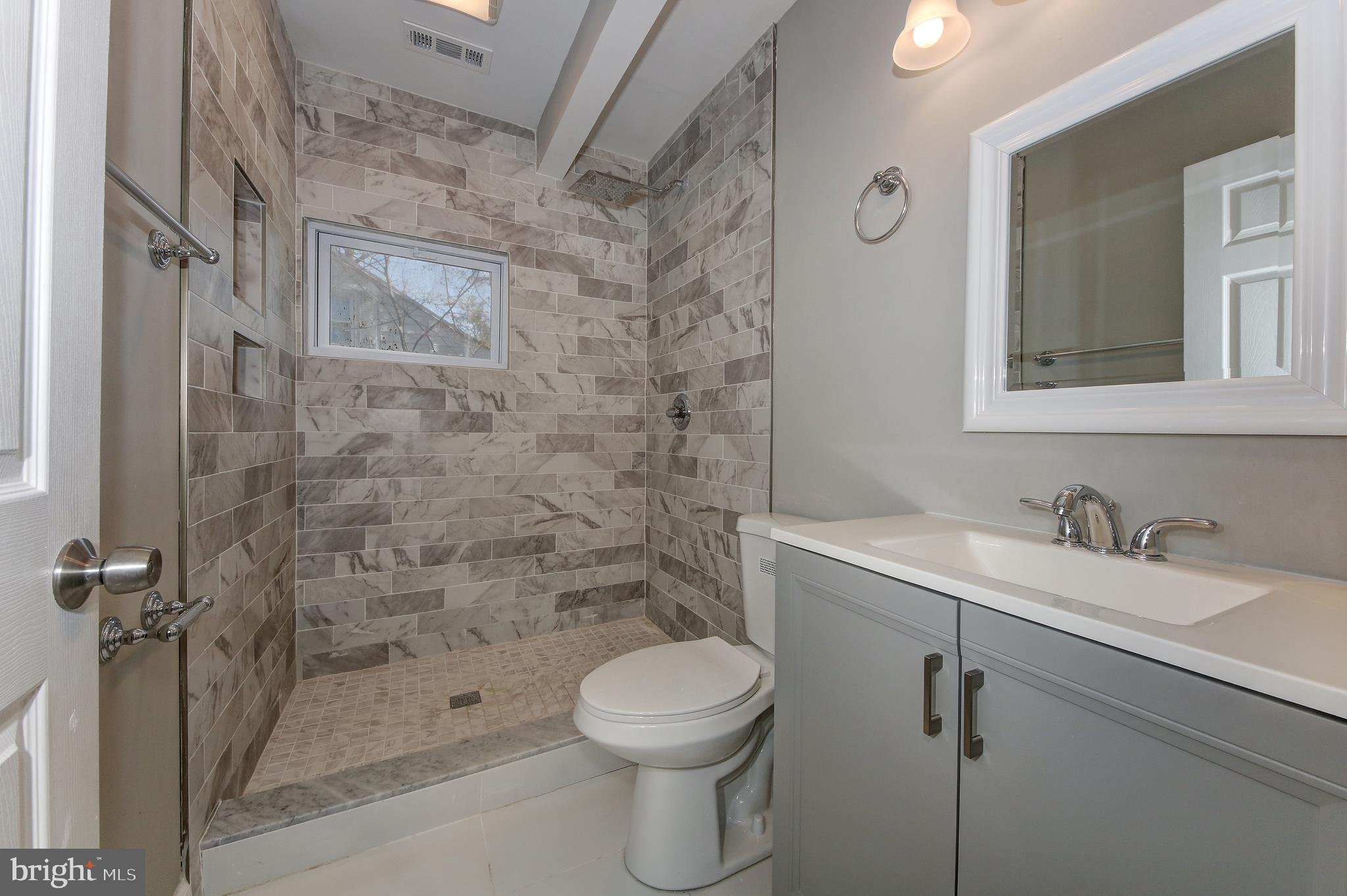 FAIRMOUNT PARK - Residential