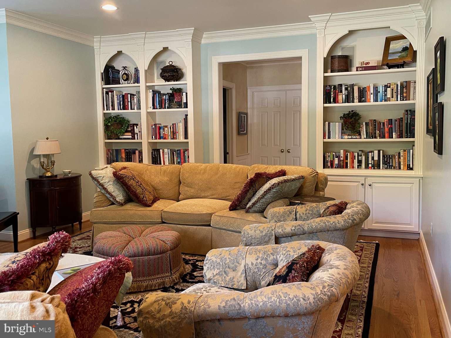 SPRINGHOUSE FARM - Residential