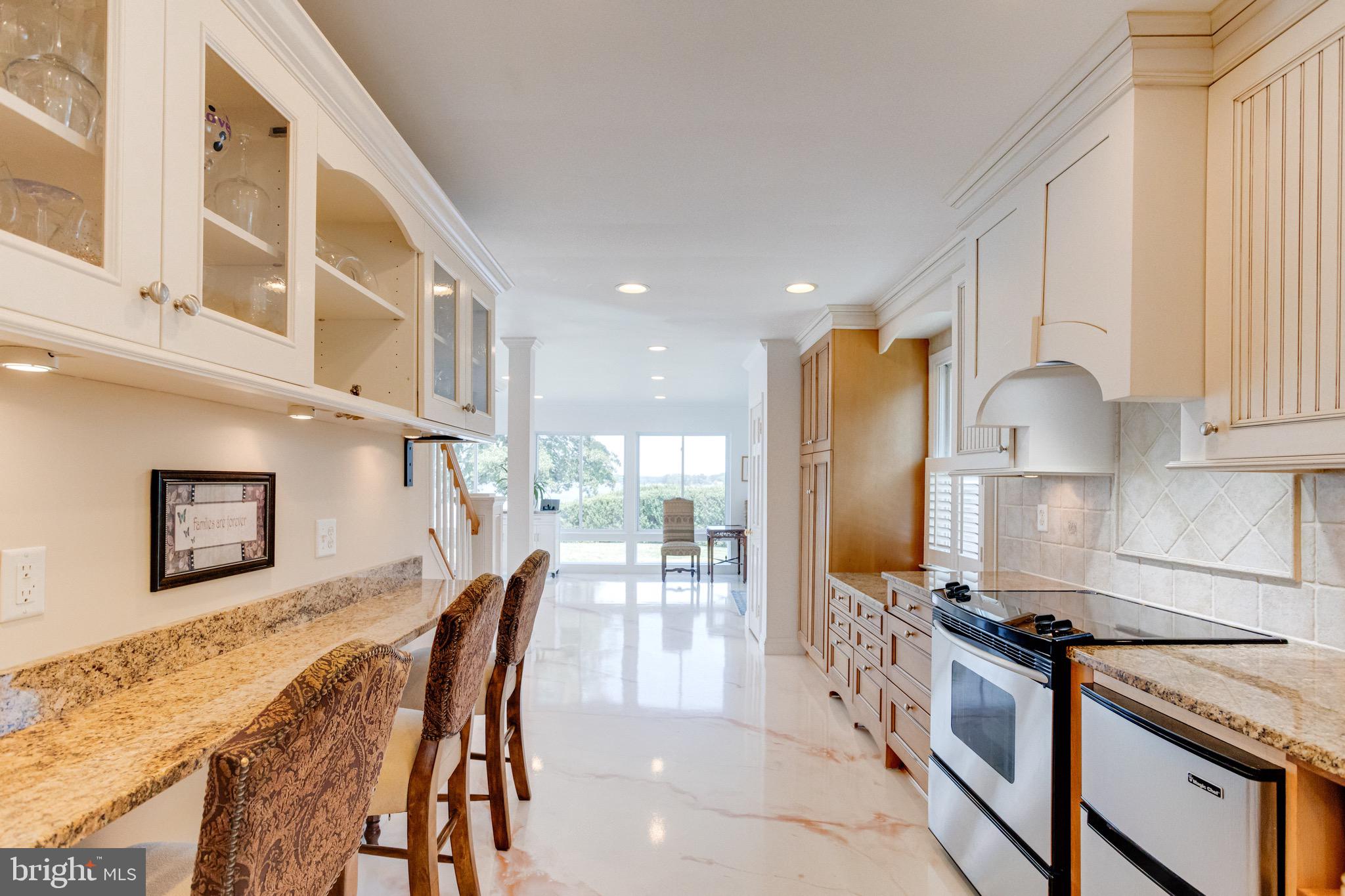 BAUERNSCHMIDT MANOR - Residential