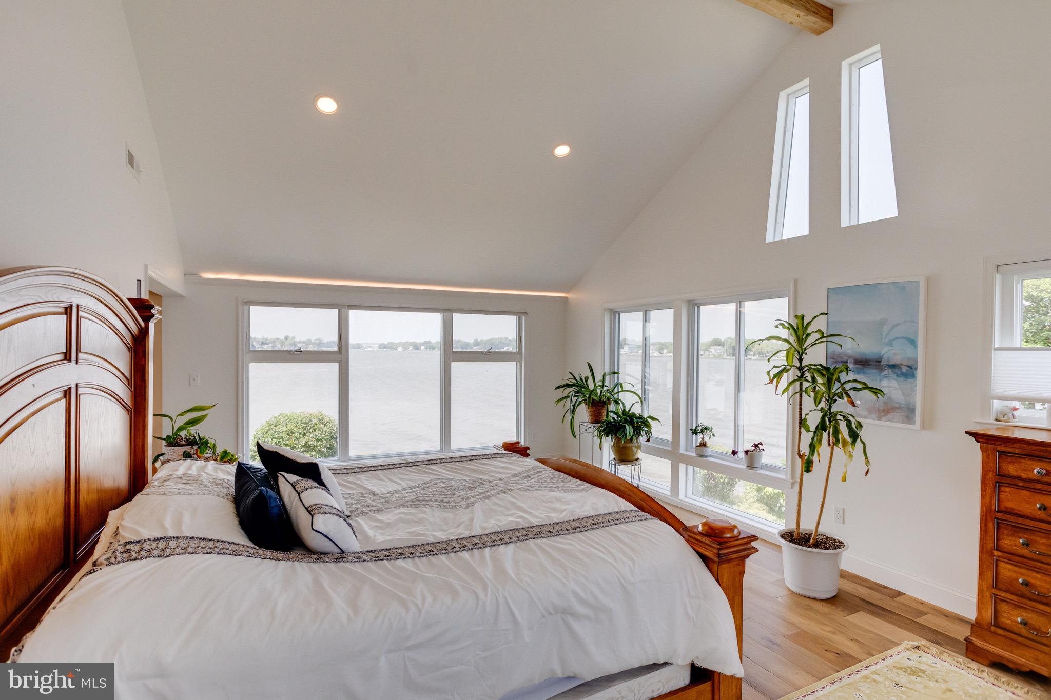 BAUERNSCHMIDT MANOR - Residential