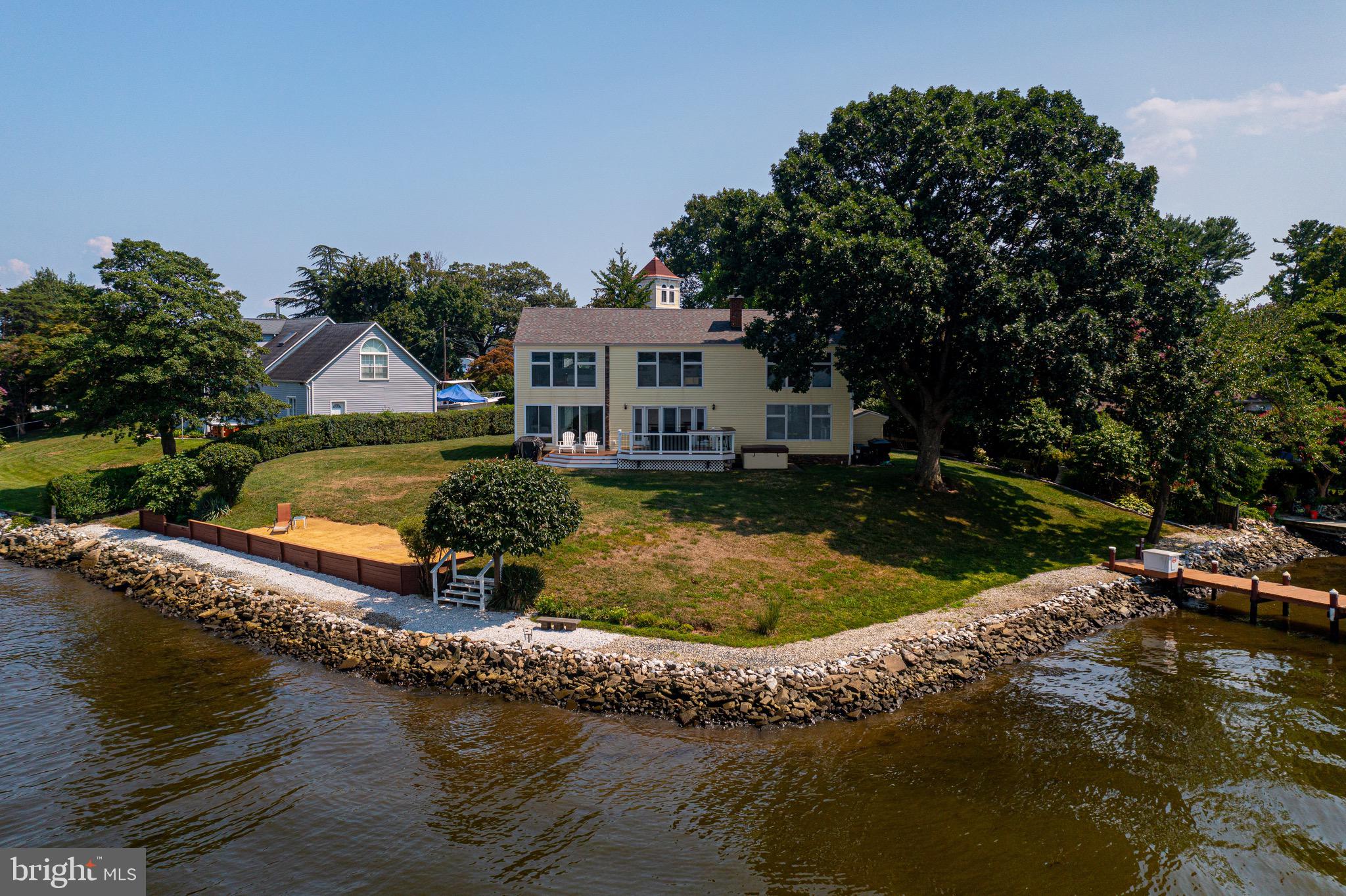 BAUERNSCHMIDT MANOR - Residential