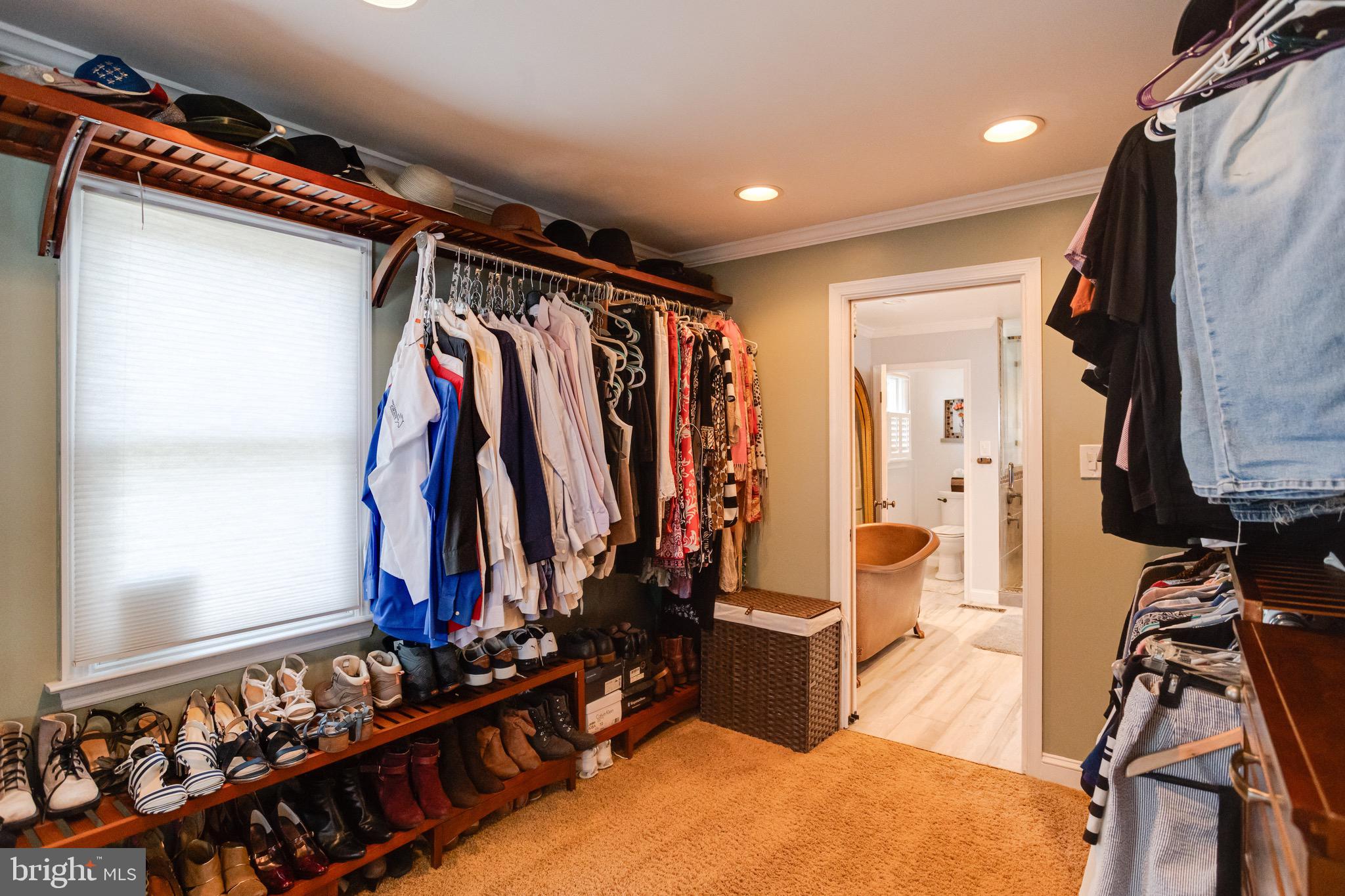 BAUERNSCHMIDT MANOR - Residential