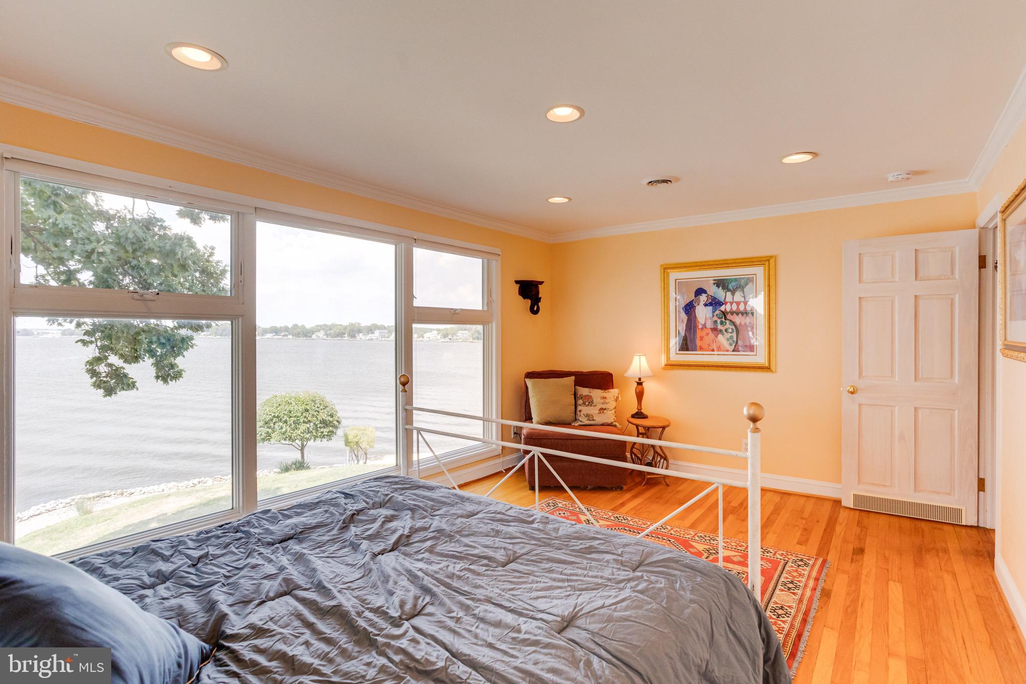 BAUERNSCHMIDT MANOR - Residential