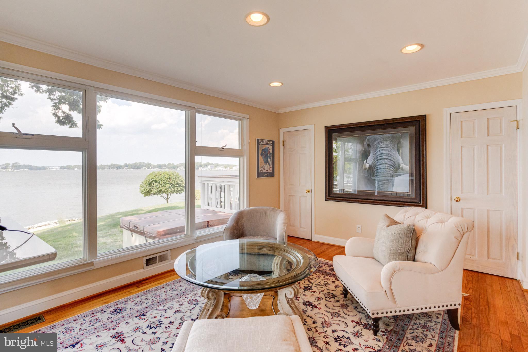 BAUERNSCHMIDT MANOR - Residential