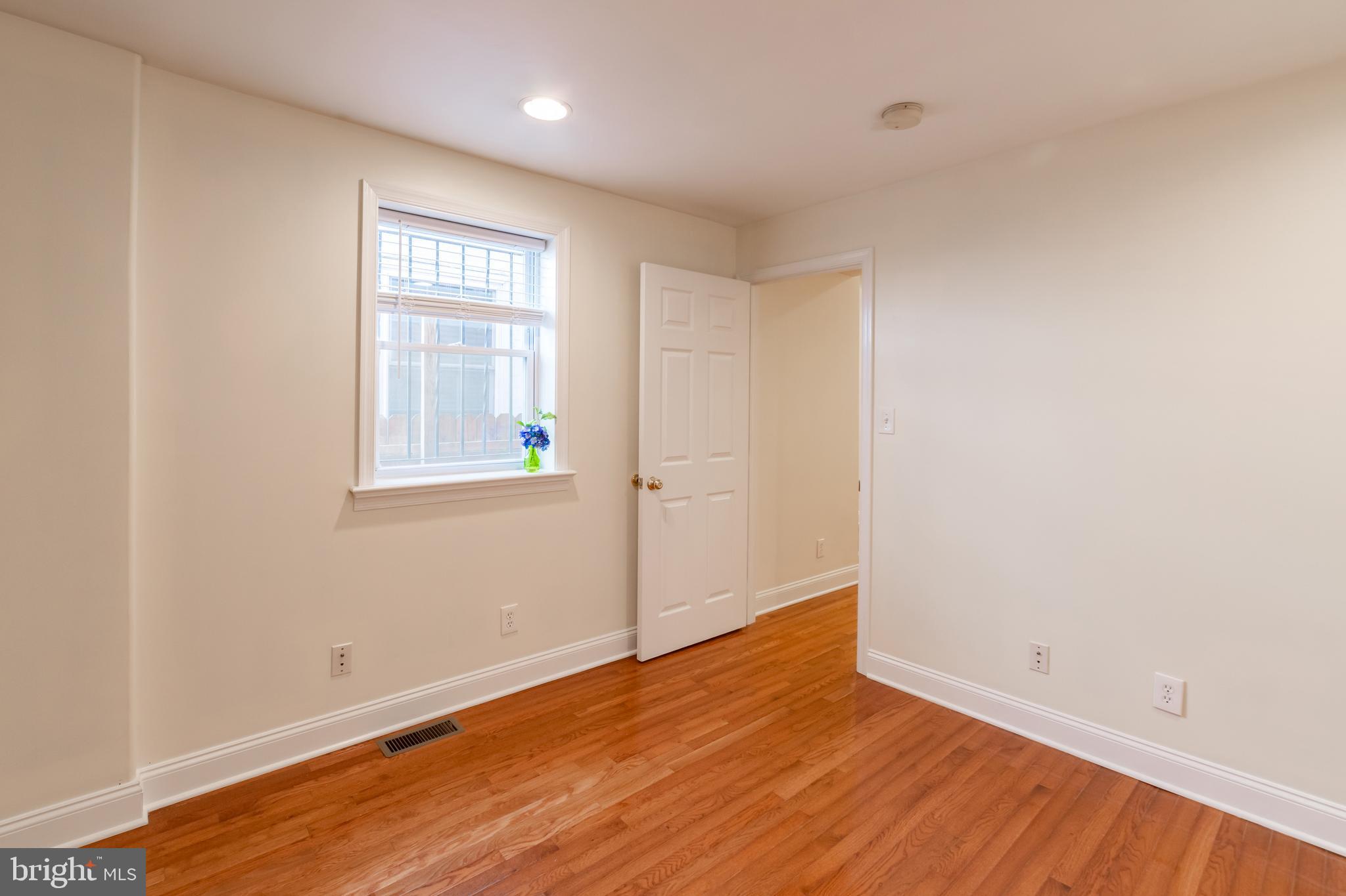 GRADUATE HOSPITAL - Residential Lease