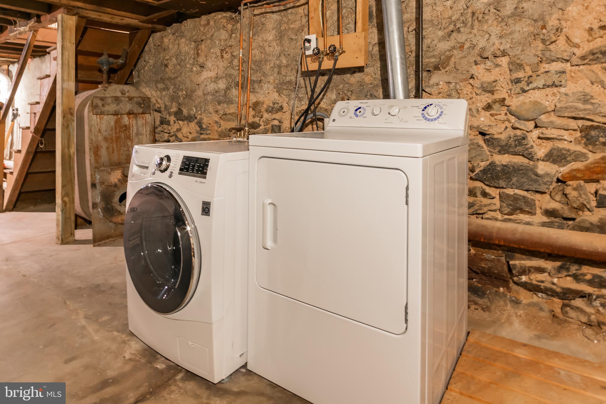 GRADUATE HOSPITAL - Residential Lease