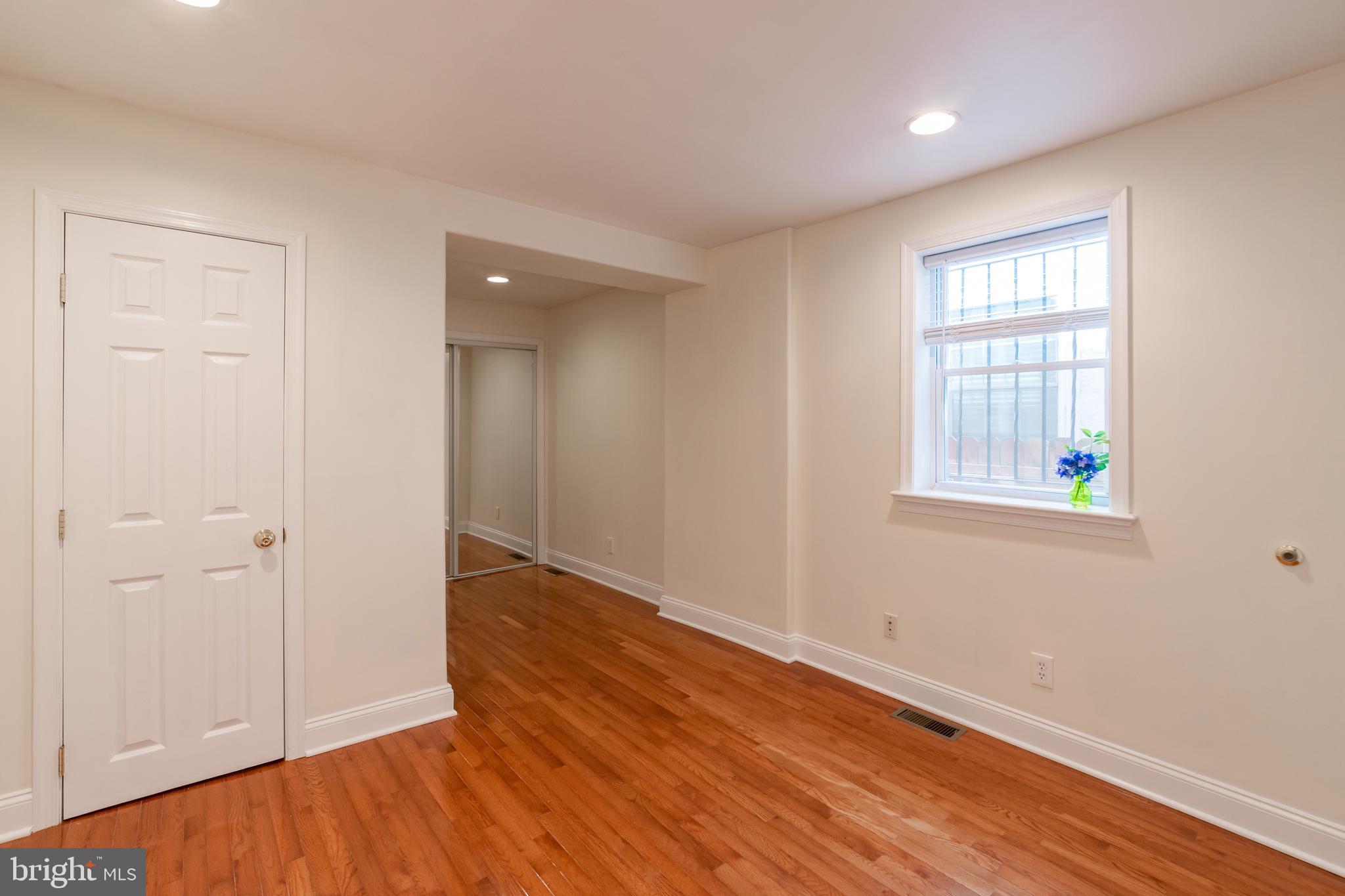 GRADUATE HOSPITAL - Residential Lease