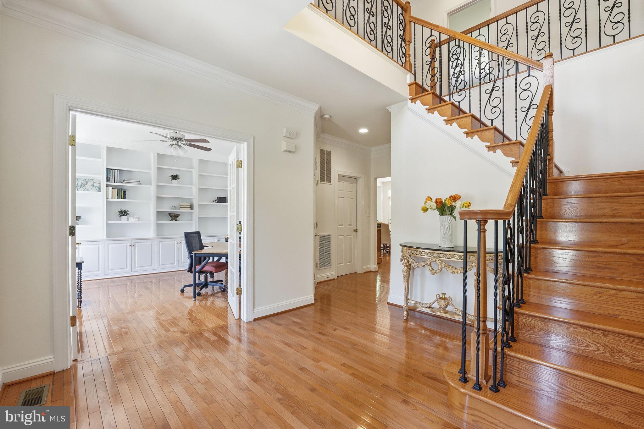 LANSDOWNE ON THE POTOMAC - Residential