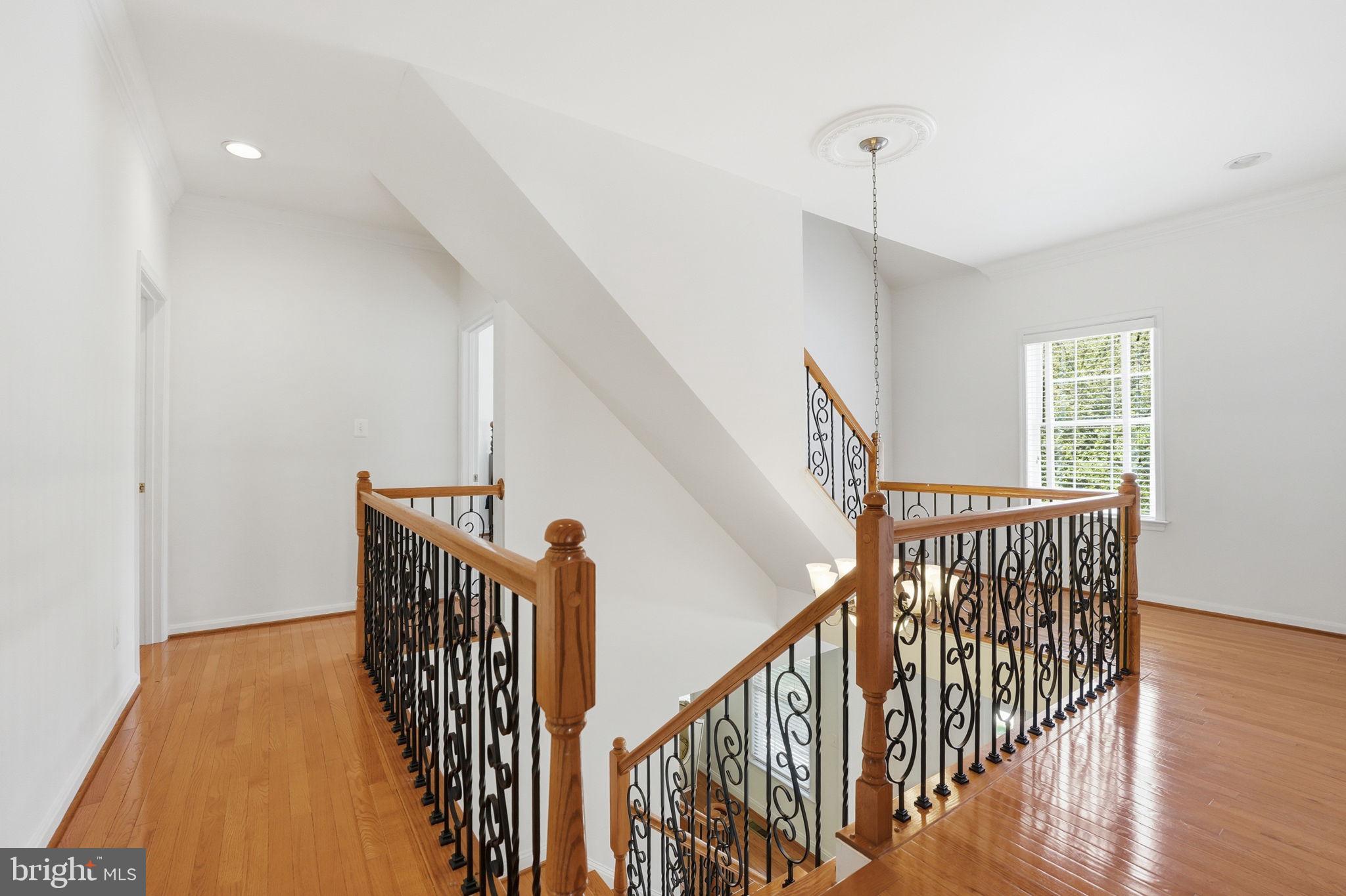 LANSDOWNE ON THE POTOMAC - Residential