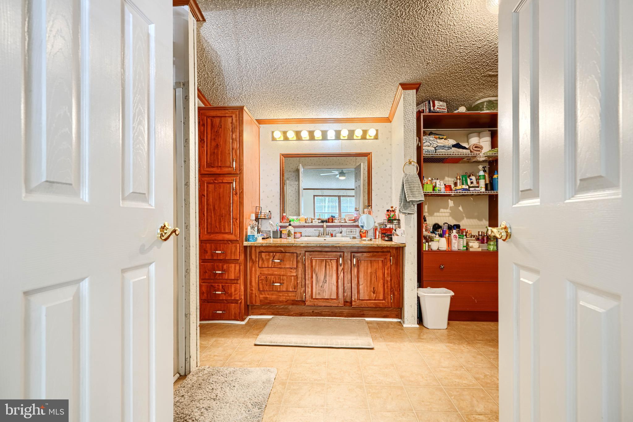 SWAN HARBOR DELL - Residential